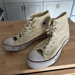 Converse men’s Beige/ off white yellow High-Top Sneakers